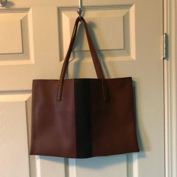 Vince Camuto Handbags - Vegan Leather Vince Camuto Bag